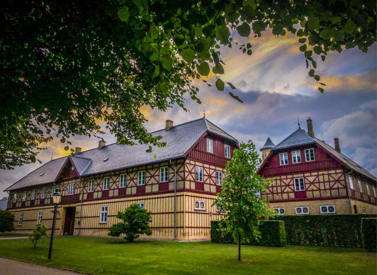 Bernstorff Castle Hotel Gentofte Exteriör bild